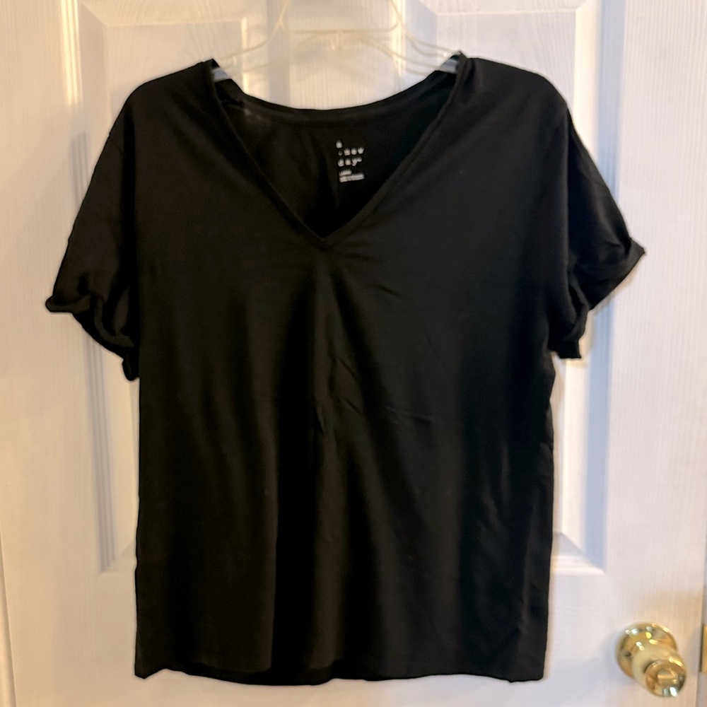 a new day black short sleeve top sz large